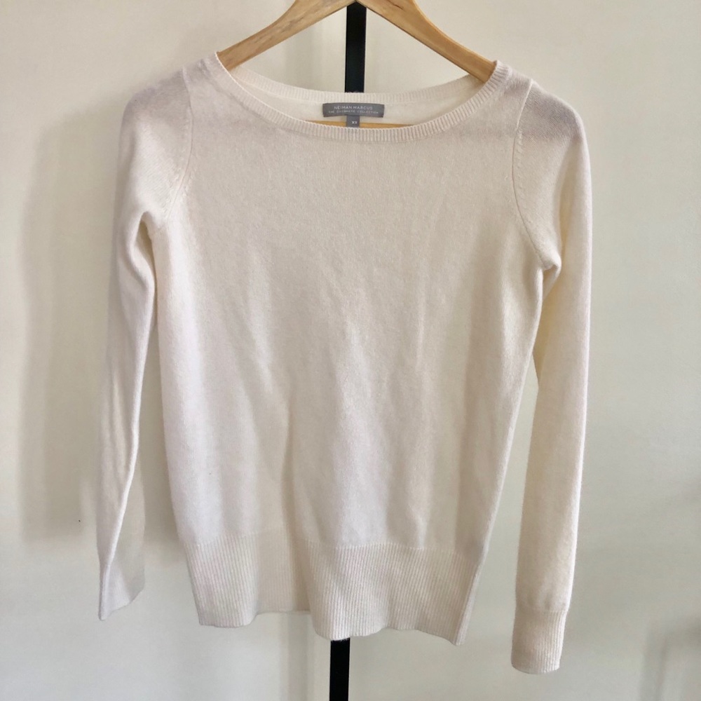 Nieman Marcus cashmere sweater